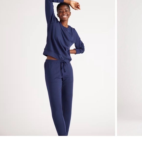 Quince SuperSoft Fleece Crew - Picture 4 of 4